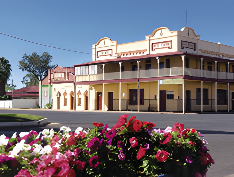 8 Days Gems of the West - Outback Pubs, Bilbies & Opals
